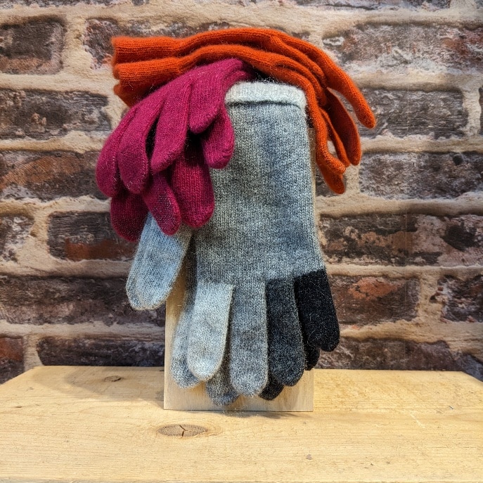 Santacana - Own History